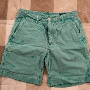 Men’s Size 30 Vineyard Vines Fish Print Island Short